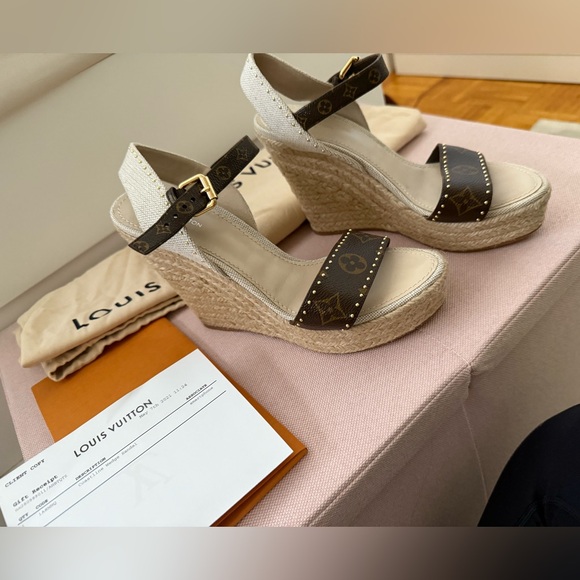 Louis Vuitton coastline wedge sandal - Picture 1 of 16